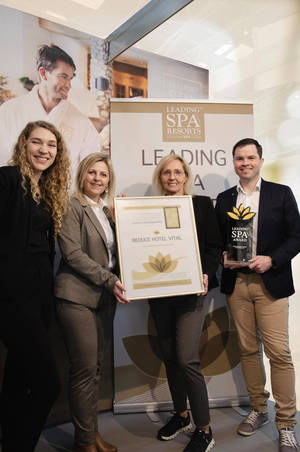 Übergabe des Leading SPA Awards an das Reduce Gesundheitsresort im Burgenland